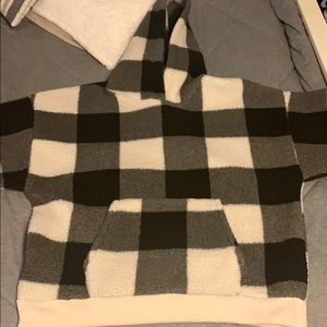 sweatshirt from american eagle so fuzzy